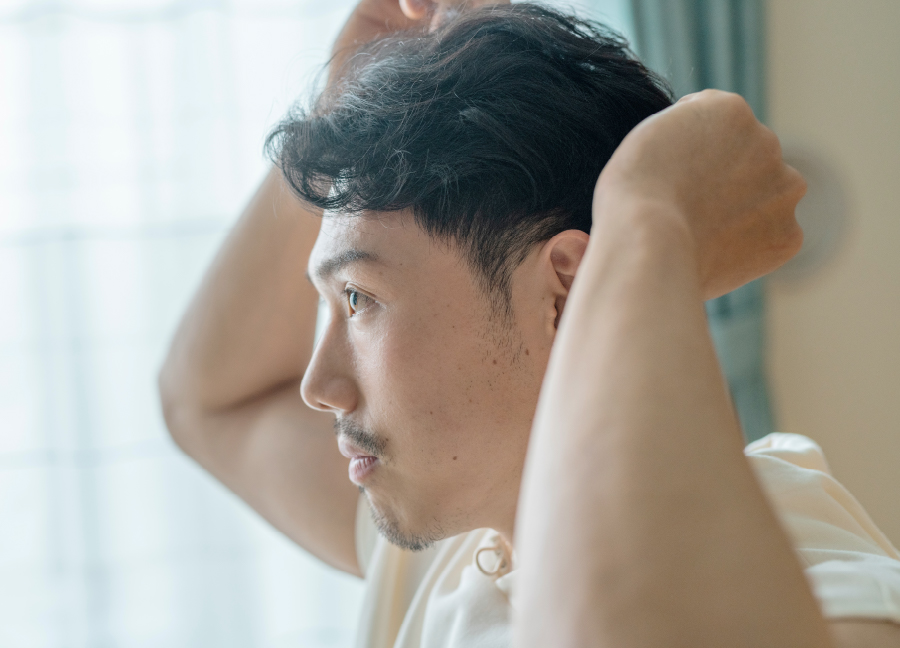 【加齢臭・ミドル脂臭・ワキガ？】男性のニオイや体臭の違いと原因